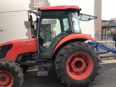 Kubota M7040 Sağ kapı Camı
