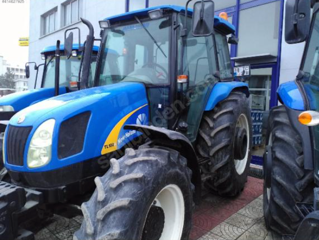 New Holland TL 100 A Ön Cam