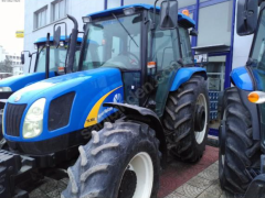 New Holland TL100A Sol Kapı Camı